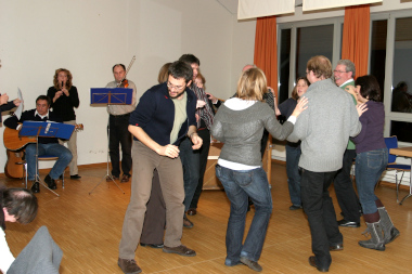 Tanz beim Cäcilienfest des Chores